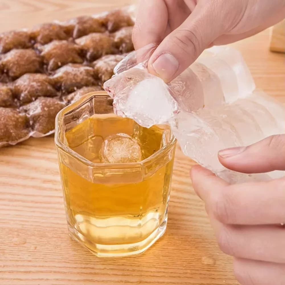 Vienkartiniai ledo maišeliai, 10–100 vnt. ledo kubelių formavimo maišeliai